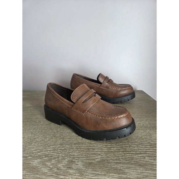 Soda Shoes - Y2K Chunky Loafers Sz 8.5 Brown Vegan Leather Block Heel Preppy Grunge Academia